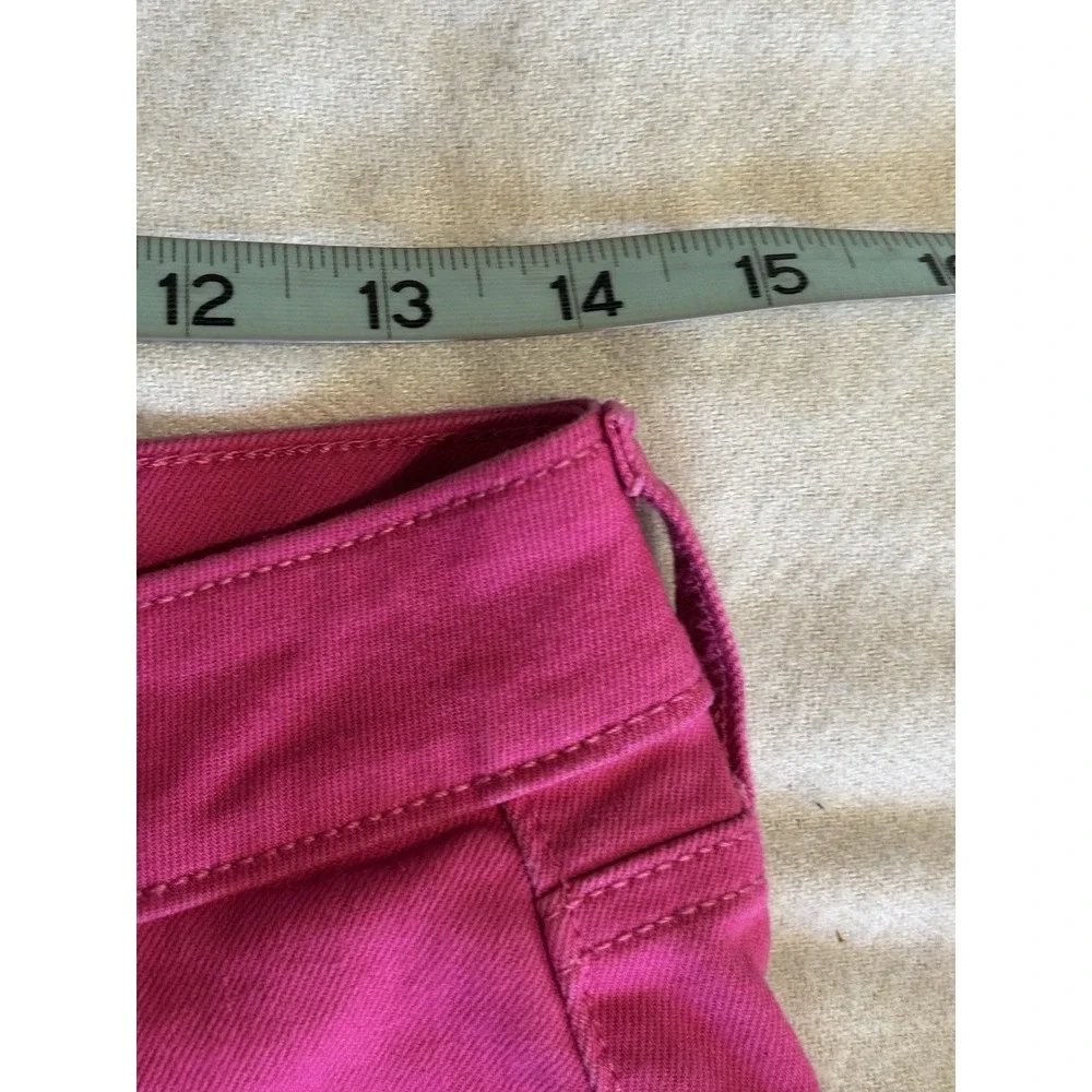 Old Navy Hot Pink Denim Short Size 6 Zip Button Mid Rise Summer Beach‎